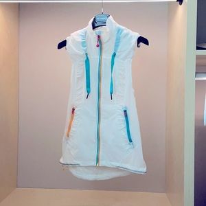 Gorgeous Lululemon Athletica running vest